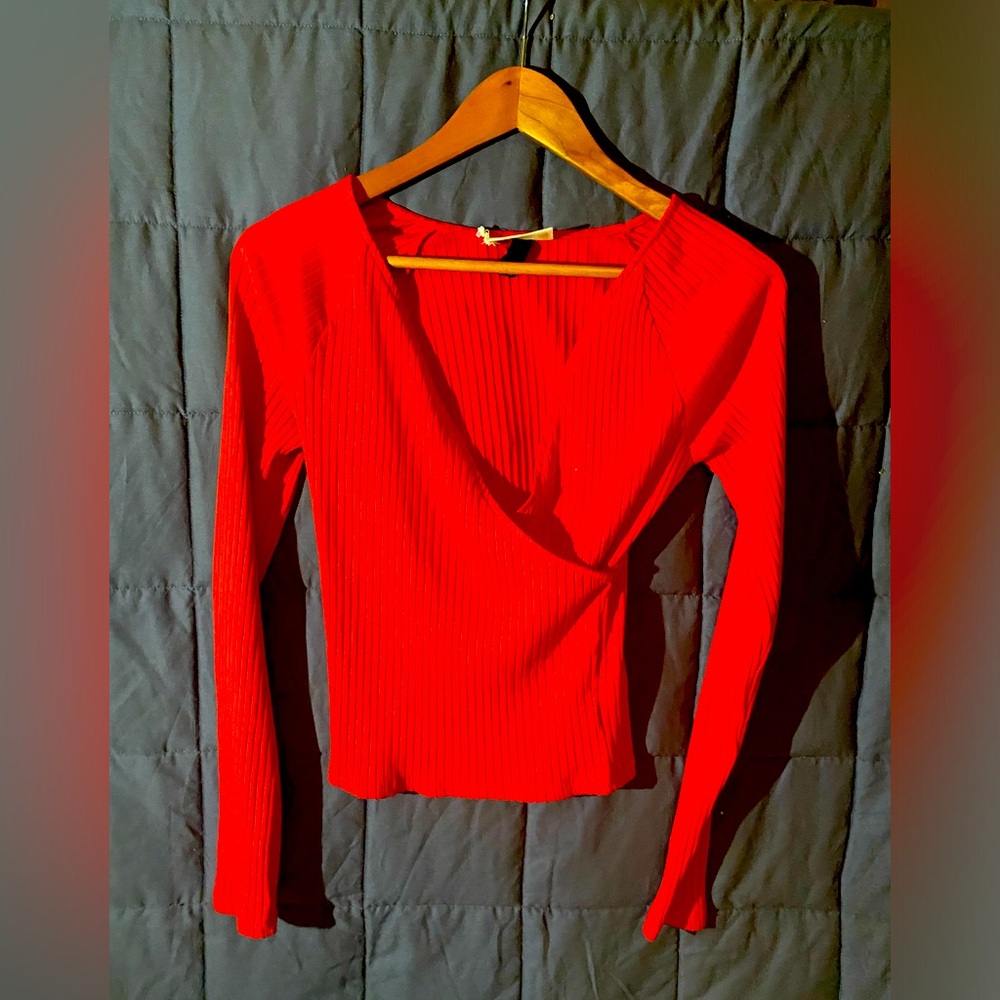 Women's Slim Fit Long Sleeve V-Neck Wrap Shirt - Universal Thread Red Small